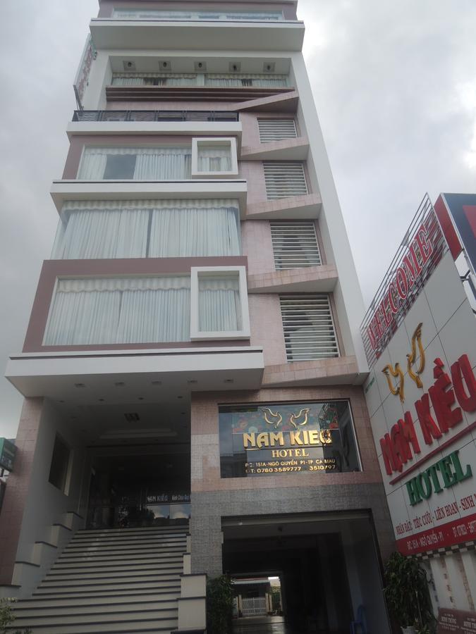 Nam Kieu Hotel Ca Mau Bagian luar foto