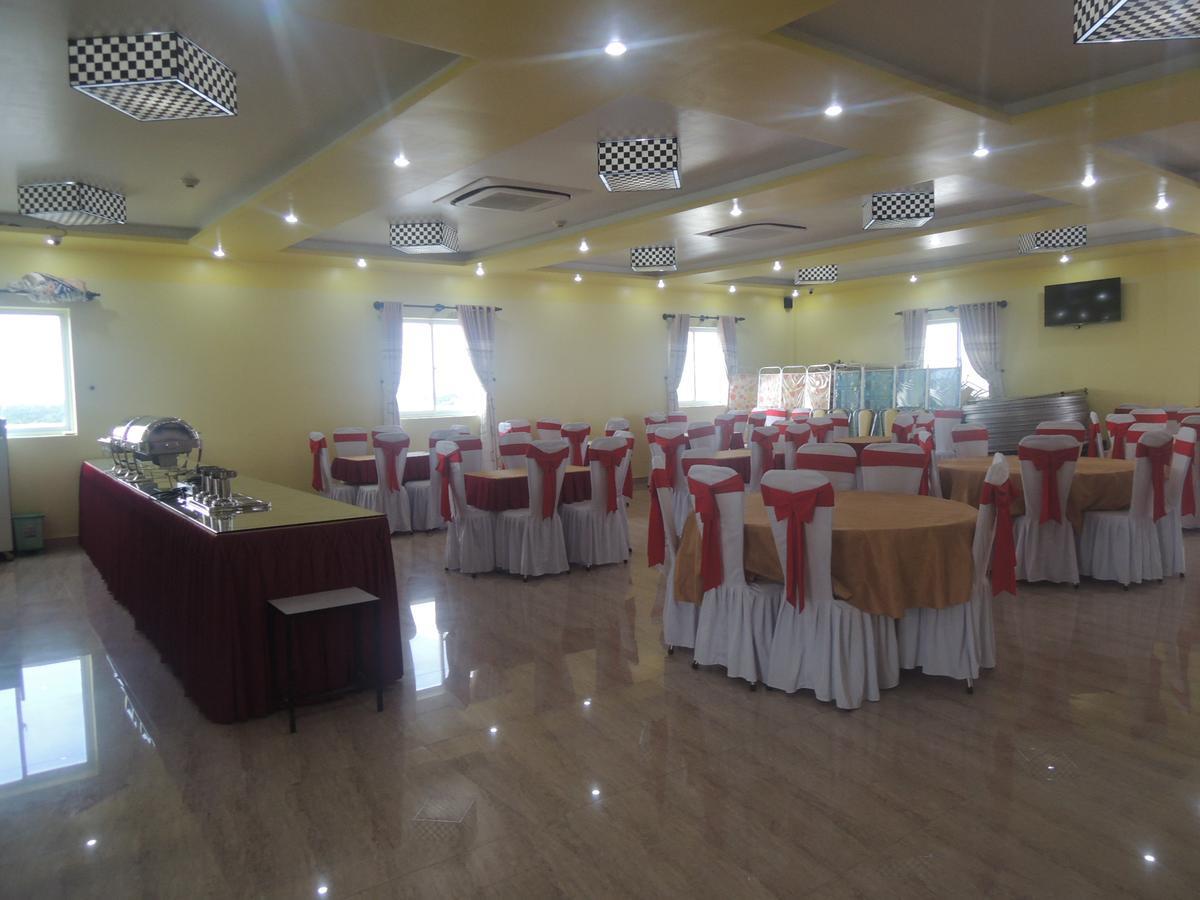 Nam Kieu Hotel Ca Mau Bagian luar foto